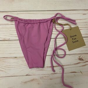 NWT Stone Fox Swim River bikini Botton size XS in color Wilde Rose